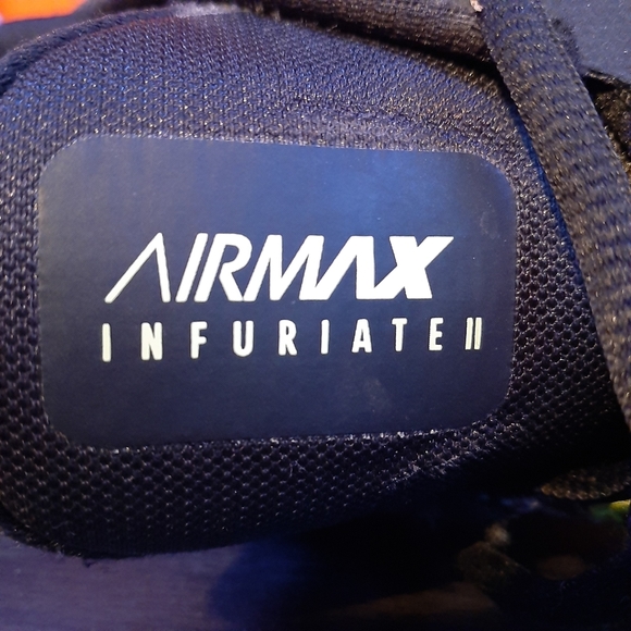 airmax infuriate low 2, good condition - Picture 4 of 5